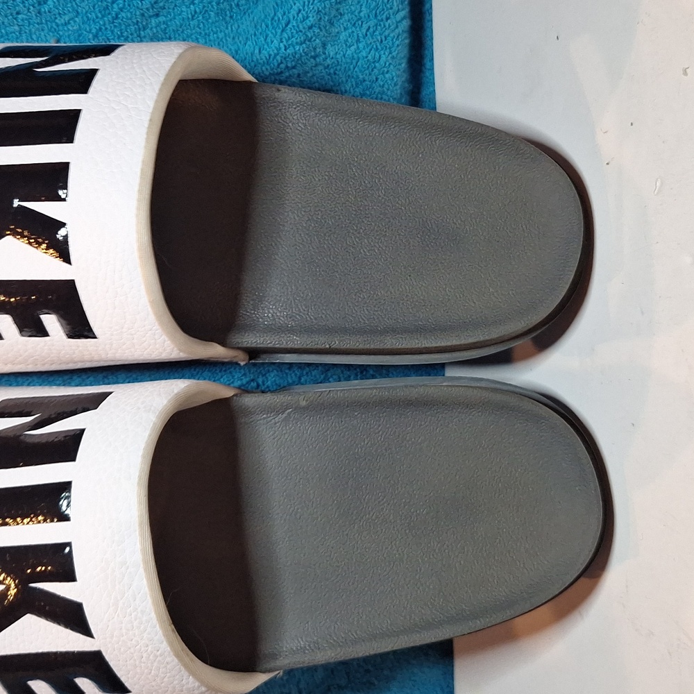 Nike Slides Off Court, Worn Couple Times, Slip On Slides Sandals Size 10 - Picture 3 of 7